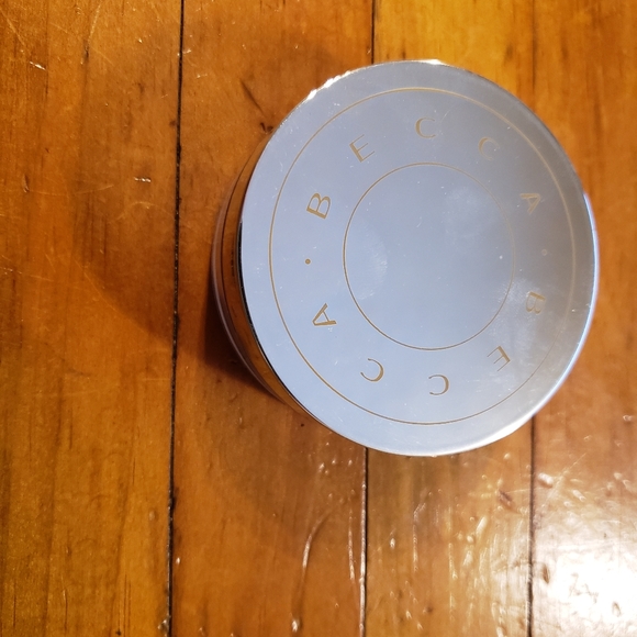 Becca hydra-mist set and refresh powder in "Golden bronze" - Picture 1 of 2